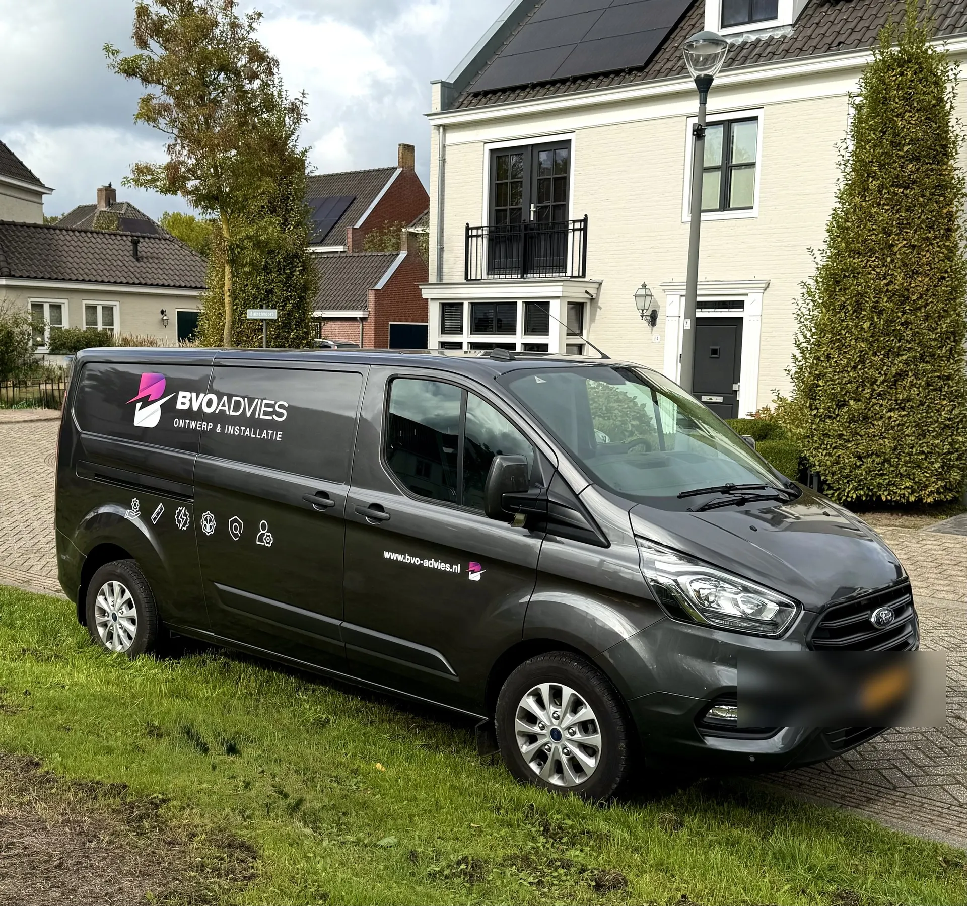 De bedrijfsbus van BVo Advies